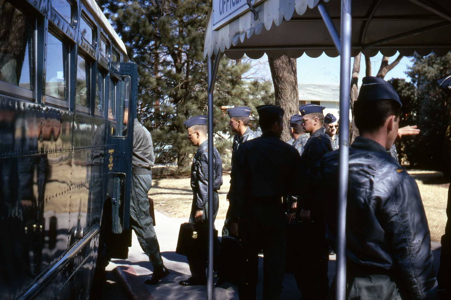 gallery_training-68-E_Bus-going-to-Woodring-for-T-41-training
