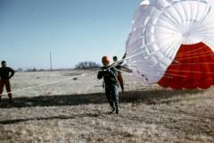 gallery_training-68-E_Parachute-training